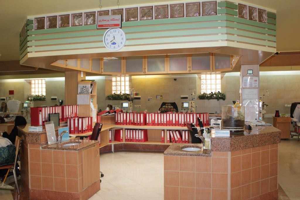 دانشگاه علوم پزشکی تهران - بیمارستان دکتر شریعتی